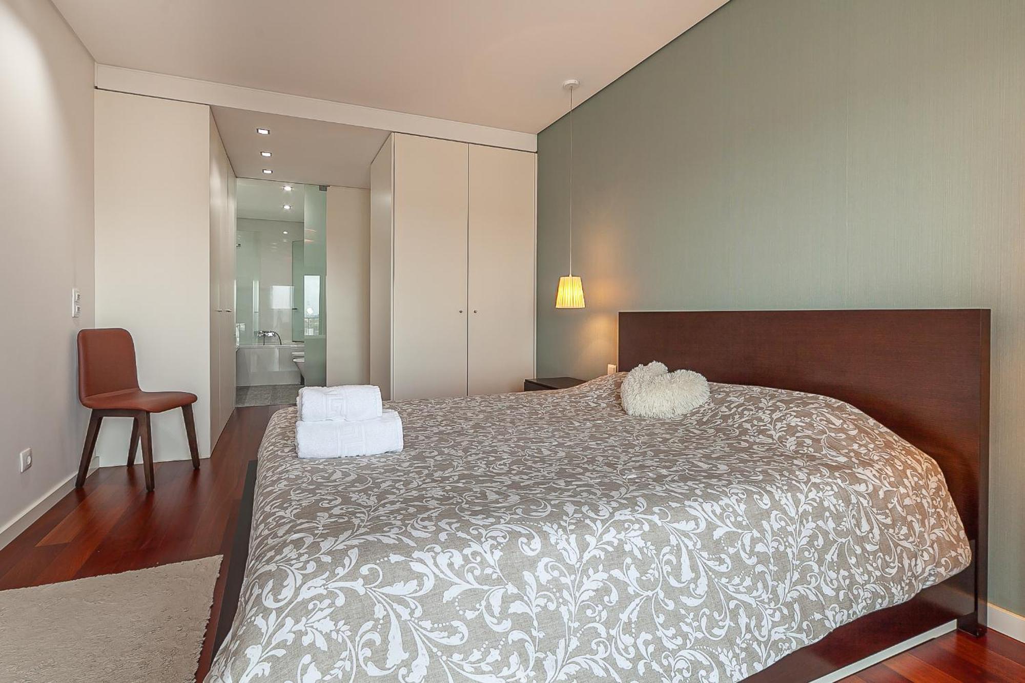 Palace By Home Sweet Home Aveiro Exteriör bild